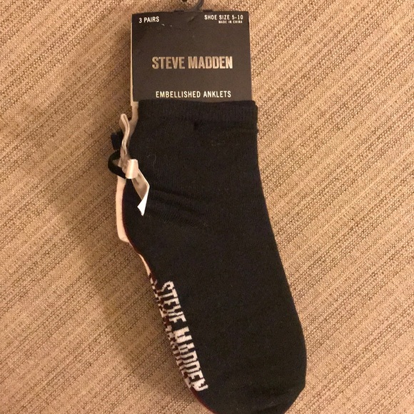 Steve Madden Crew Socks fits Women/'s shoe sizes 5-10 New 6 pairs